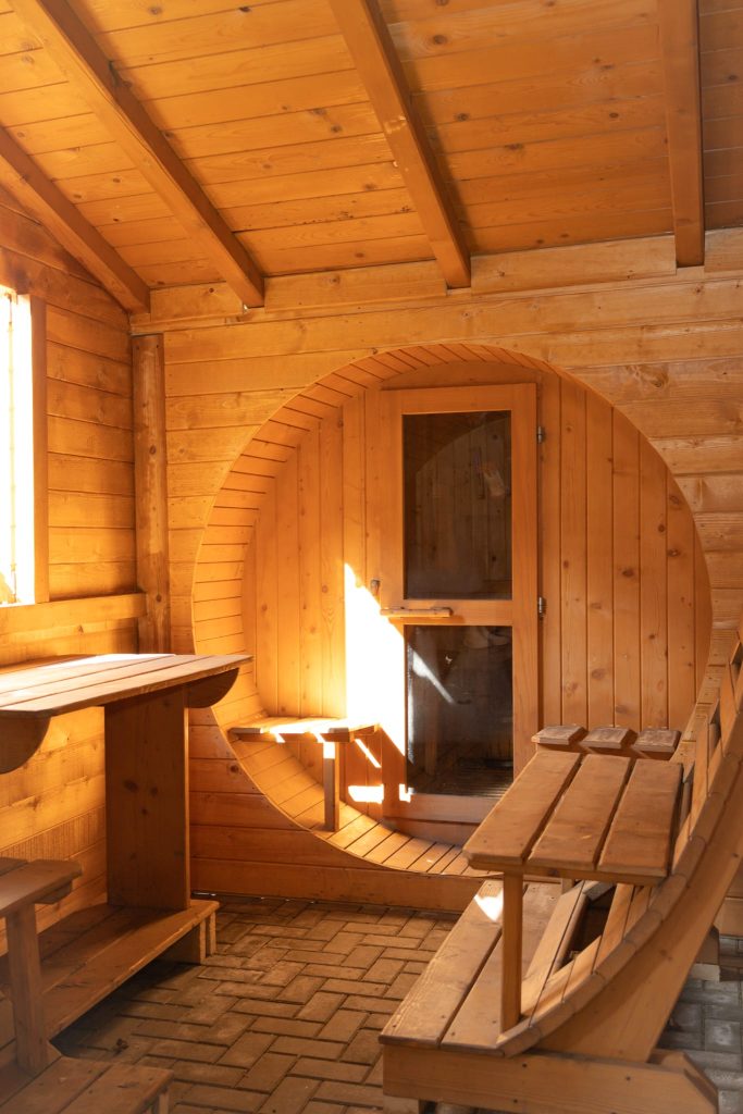 Sauna Paunasul Codrilor Cazare Bucovina Campulung Moldovenesc